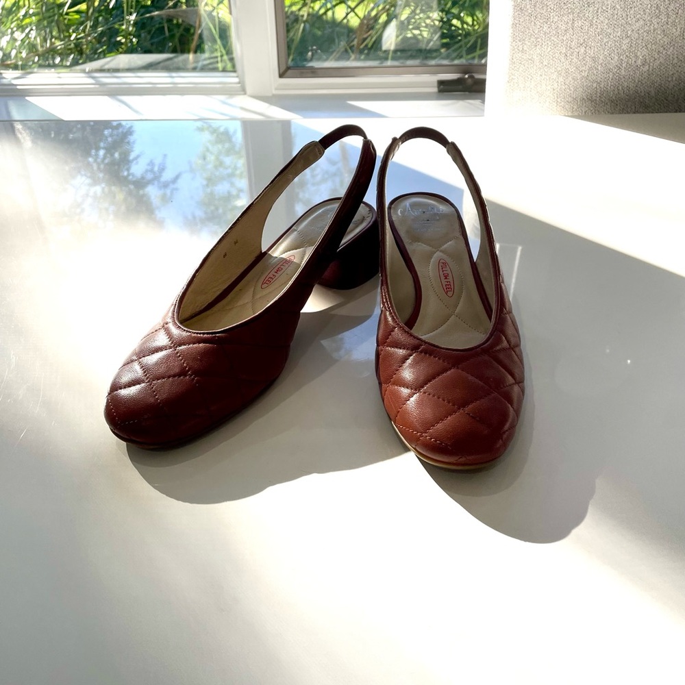 Amalfi Quilted Slingback Shoes, Medium brown Leather! 8M